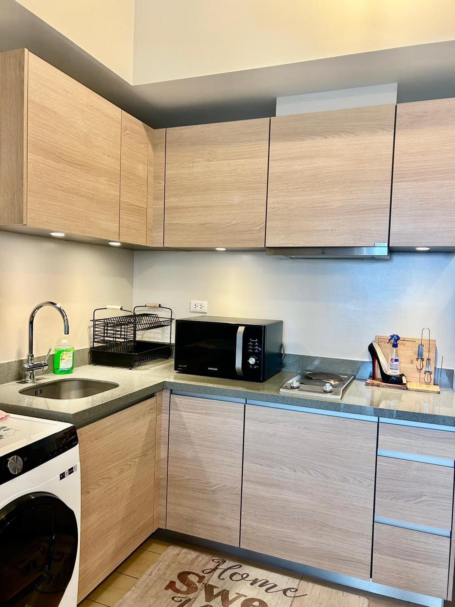 Luxury Bgc Condo In Taguig, Mckinley - Covered Parking And Wifi Free Extérieur photo